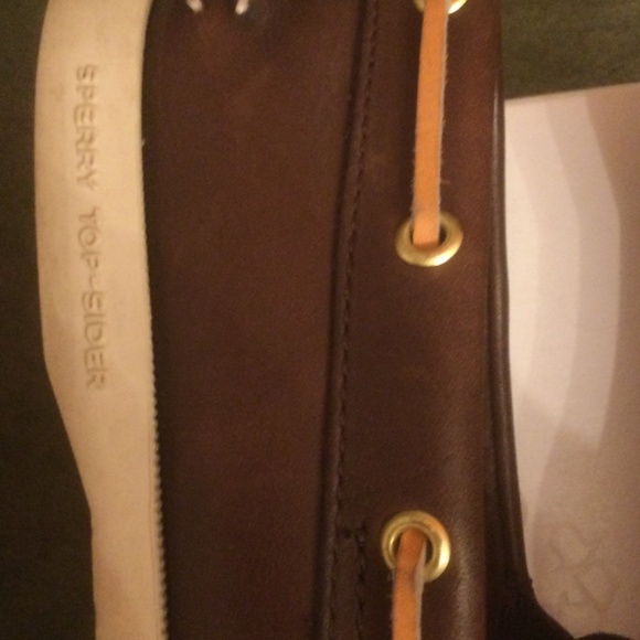 Authentic Retro Sperry Topsiders - Picture 5 of 9